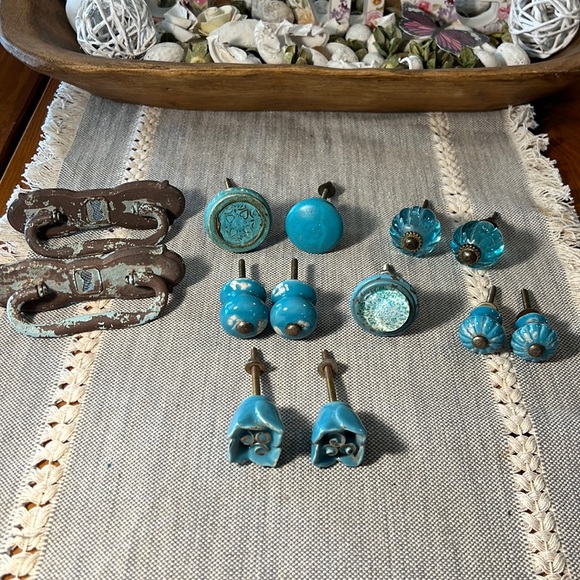 Hobby Lobby Accents Hobby Lobby Assortment Of Knobs And Handles